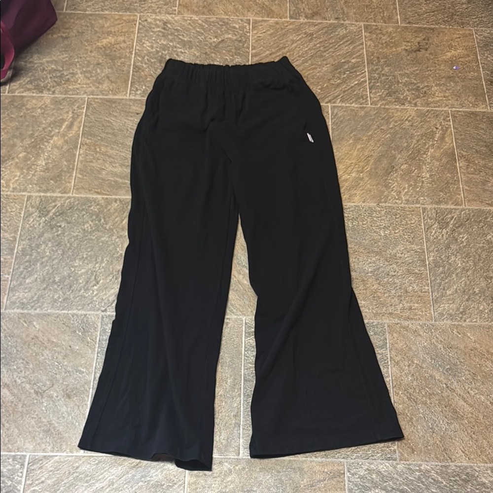 Elegant Black Wide-Leg Trousers